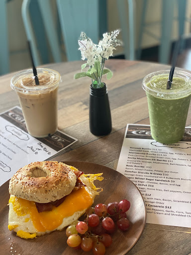 R Coffee & Breakfast Cafe - Thumbnail
