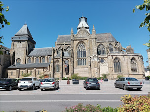 Photo n°5 de Camping Night&Day des Loisirs - Evron à Évron (Terrain de camping)