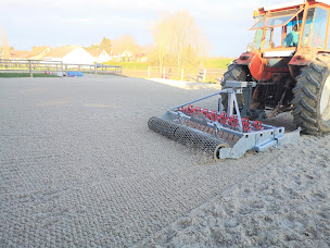 Photo n°3 de Ekeep équipements et formations à Beaurevoir (Magasin de matériel d'équitation)