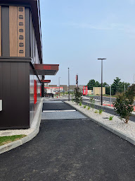 Photo n°16 de Burger King à Thouars (Restaurant de plats à emporter)