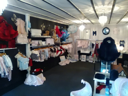 Rikos Spanish Baby Boutique - Thumbnail