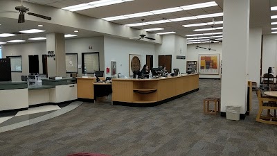 Max Chambers Library