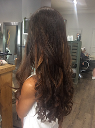 Photo n°18 de Inédit à Villefranche-sur-Saône (Salon de coiffure)