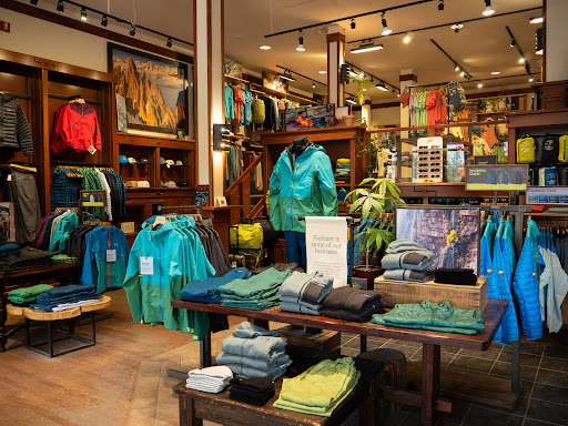 Patagonia Banff - Thumbnail