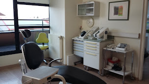 Photo n°4 de Docteur Lucian Nedelea à Alençon (Dentiste)