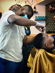 Photo n°6 de THE NEW FRENCH BARBER à Corbeil-Essonnes (Salon de coiffure)