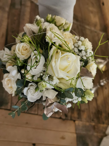 Blumenhandwerk und mehr Simona Puskac - Thumbnail