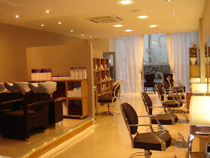 Photo n°1 de Cédric coiffure à Bayonne (Salon de coiffure)