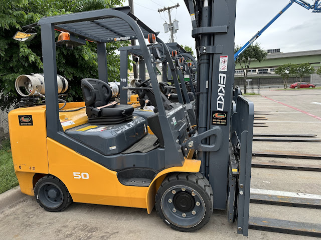 Irving Forklift