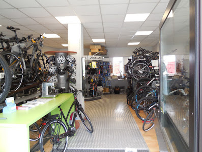 Toms-Kassel E-Bike Handel: Wilhelmshöher Allee 132, 34119 Kassel, Deutschland