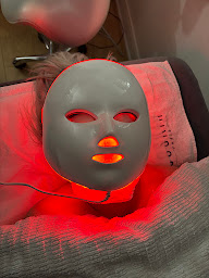 Photo n°9 de Nadiadermo Paris Microblading Phibrows à Paris (Salon de tatouage et piercing)