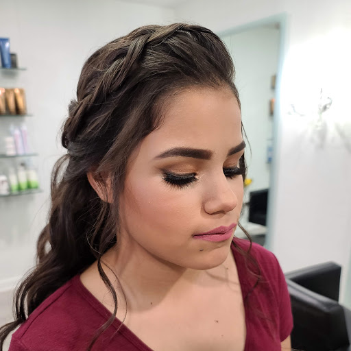 Vero Villarreal Hair Artist - Thumbnail
