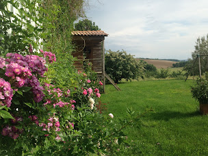 Photo n°12 de Casa Sana Maison d'hôtes Gite et hébergement insolite écolo proche Périgord dans la campagne Charentaise sud à Pillac (Love hotel)
