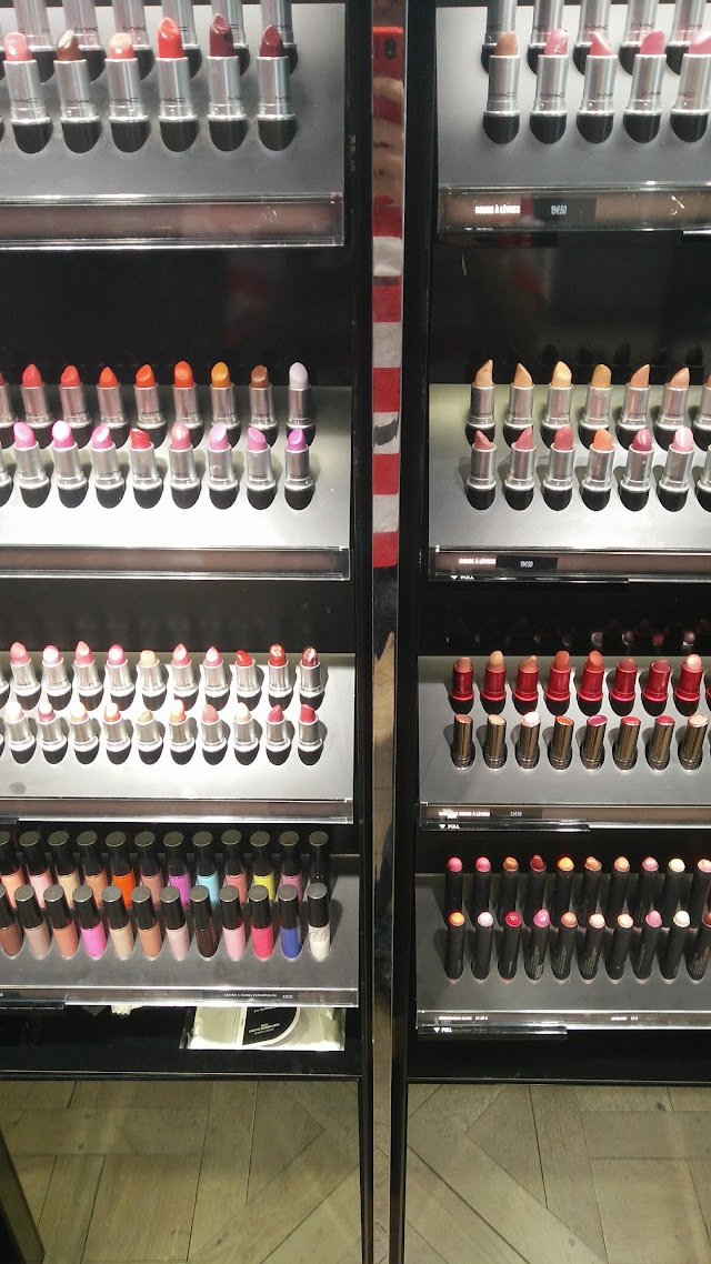 MAC Cosmetics