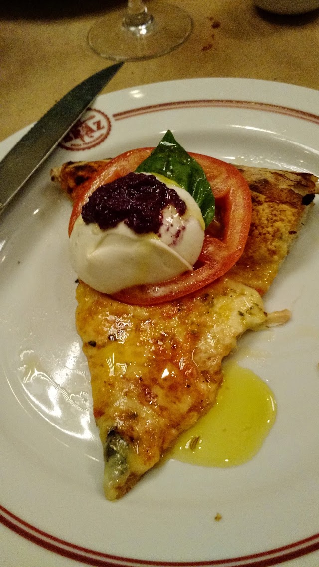 Bráz Pizzaria