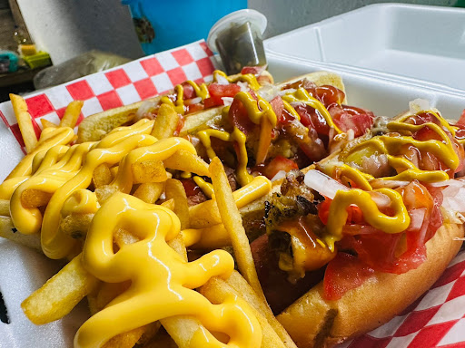 Tortas Del Barrio - Thumbnail
