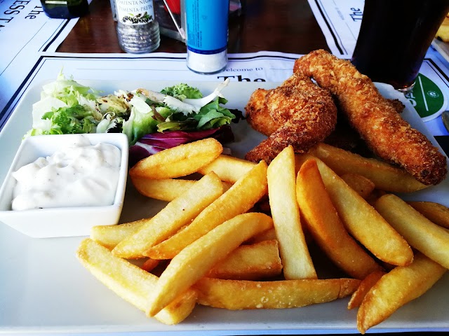 Guinness Tavern