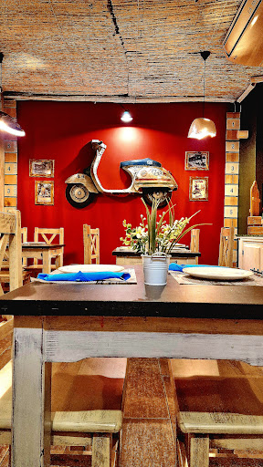 Pizzeria La Antigua - Thumbnail