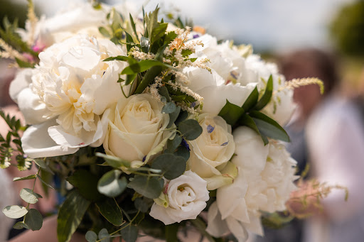 Yours Truly Flowers - Thumbnail