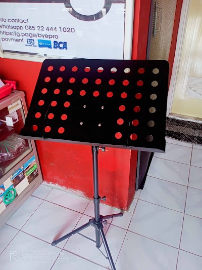Photos of Byepro musicshop & studio