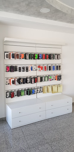 Smartphone Garage - Thumbnail