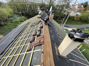 Photo n°18 de Renov Habitat couvreur zingueur saint Étienne 42 Loire - habillage rive et sous face Traitement Toiture Charpente Gouttières à Saint-Genest-Lerpt ()