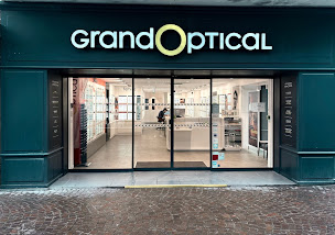 Photo n°22 de Opticien Cognac GRANDOPTICAL à Cognac (Magasin de lunettes de soleil)