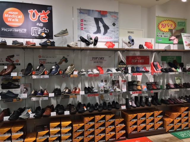アサヒシューズ 博多バスターミナル店