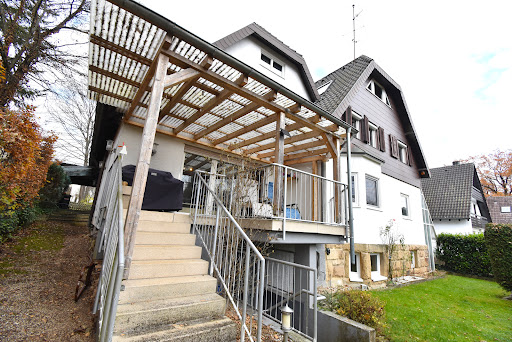 SCHNEIDER IMMOBILIEN REAL ESTATE Immobilienmakler Böblingen