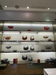 Photo n°29 de LANCEL Strasbourg à Strasbourg (Magasin de maroquinerie)
