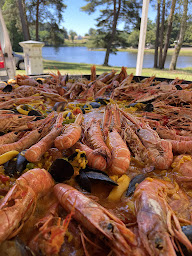 Photo n°8 de salle de réception & restaurant éphémère l'Auvergnassou aux saveurs Bellocoises à Bassignac-le-Bas (Lieu de mariage)