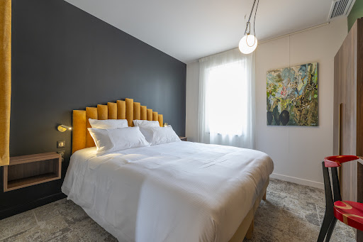 Hôtel Les Pins - Thumbnail