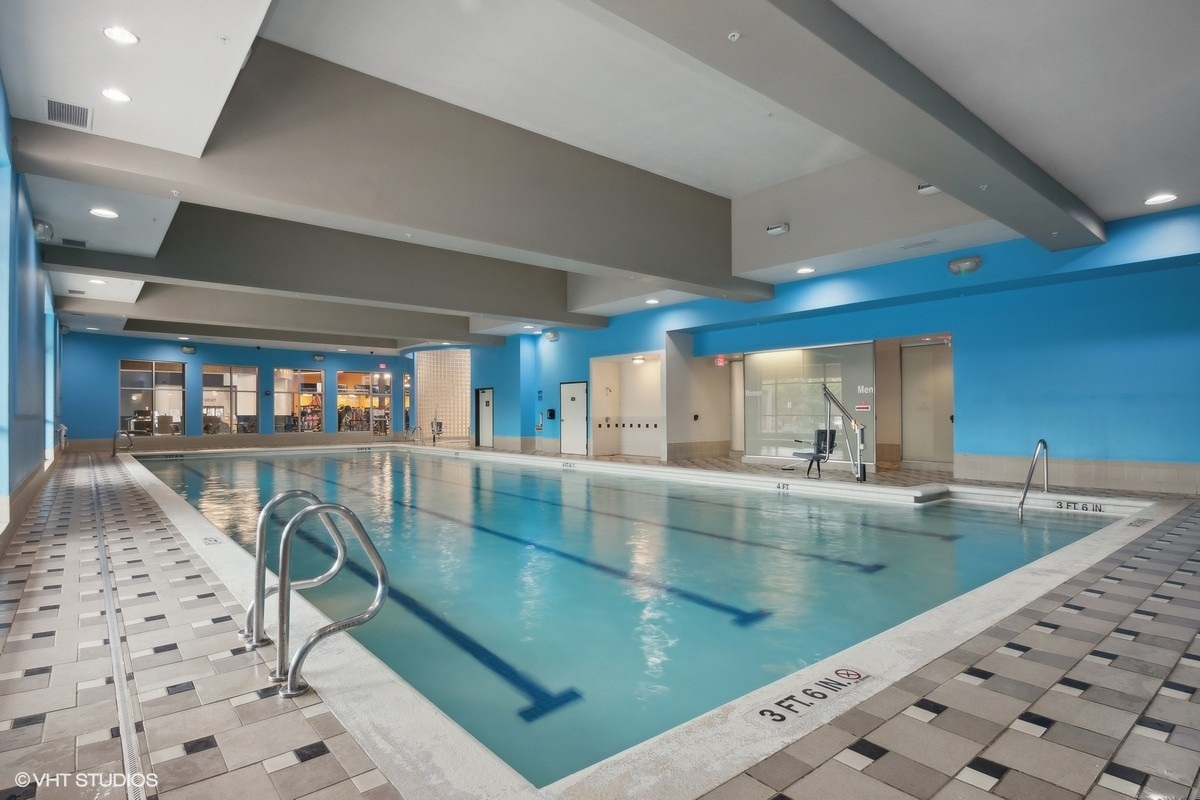 Crunch Fitness photo 10