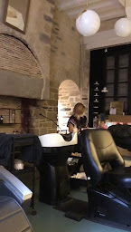 Photo n°8 de Le C à Rennes (Service de remplacement capillaire)