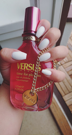 Monarch Nails - Visual