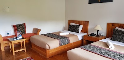 Photos of Meri Puensum Resort