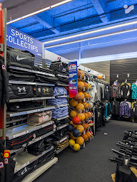 Photo n°44 de Intersport Annemasse à Annemasse (Magasin de tennis)
