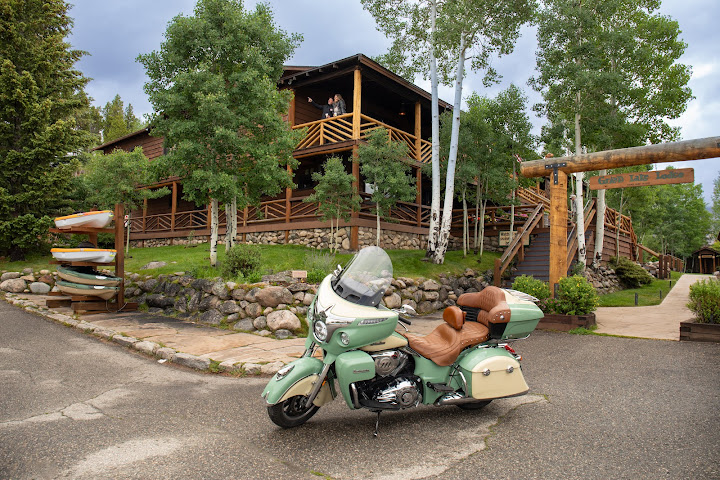 Grand Lake Lodge by null