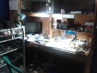 Photos of AXTF Cell Com