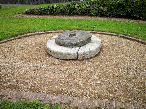 Old Mill Wheel - Visual