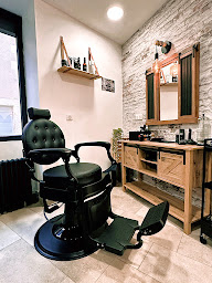 Photo n°3 de Le Salon De Lilie à Pougues-les-Eaux (Salon de coiffure)