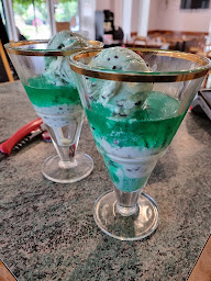 Photo n°14 de Restaurant Les Glycines à Neuville-les-Dames (Bar)