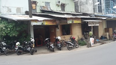 Photos of Kong Djie Siburik