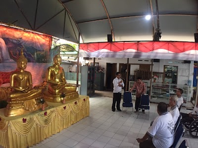 Photos of Vih&atilde;ra Karangdjati