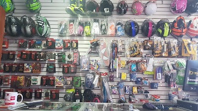 Photos of MotoRepuestos LP