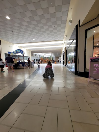 Edgewater Mall