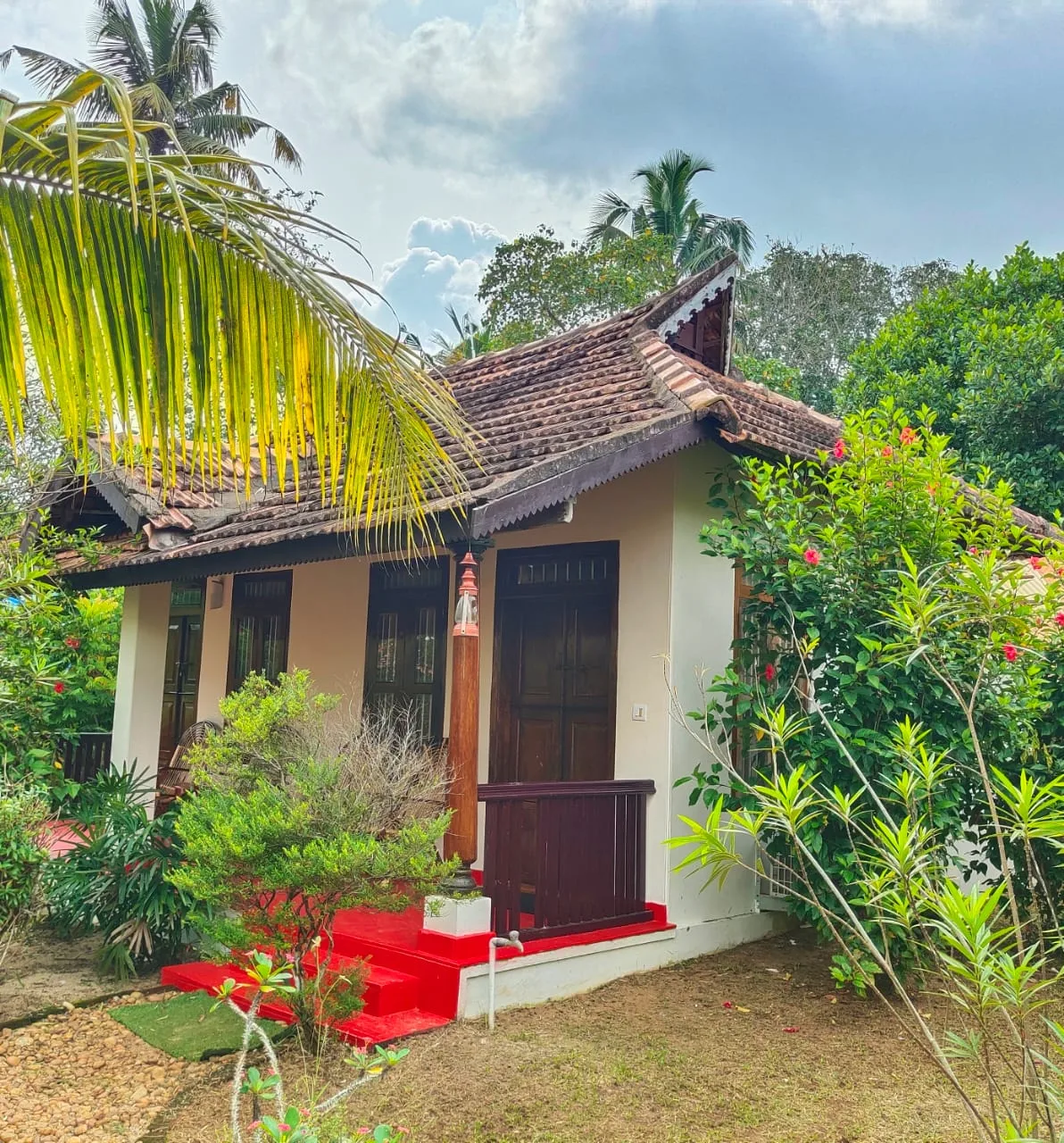 Pozhiyoram Beach Resort