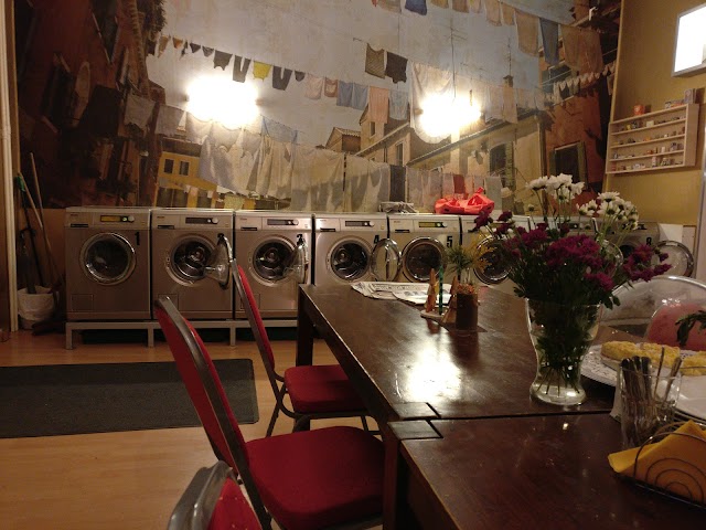 Freddy Leck sein Waschsalon