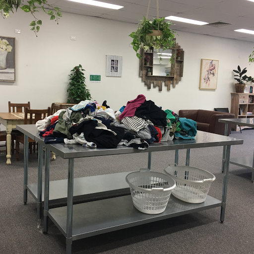 LAUNDRY4655 - Thumbnail