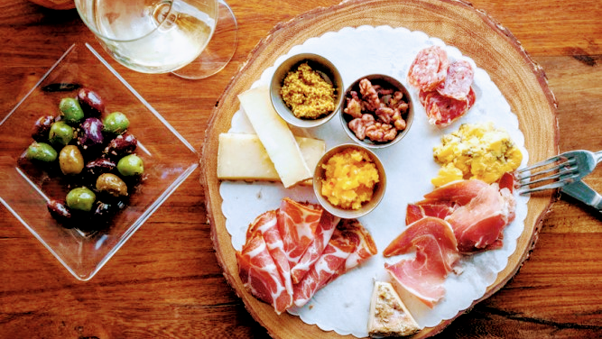 Keuka Kafe a Wine Bar by null